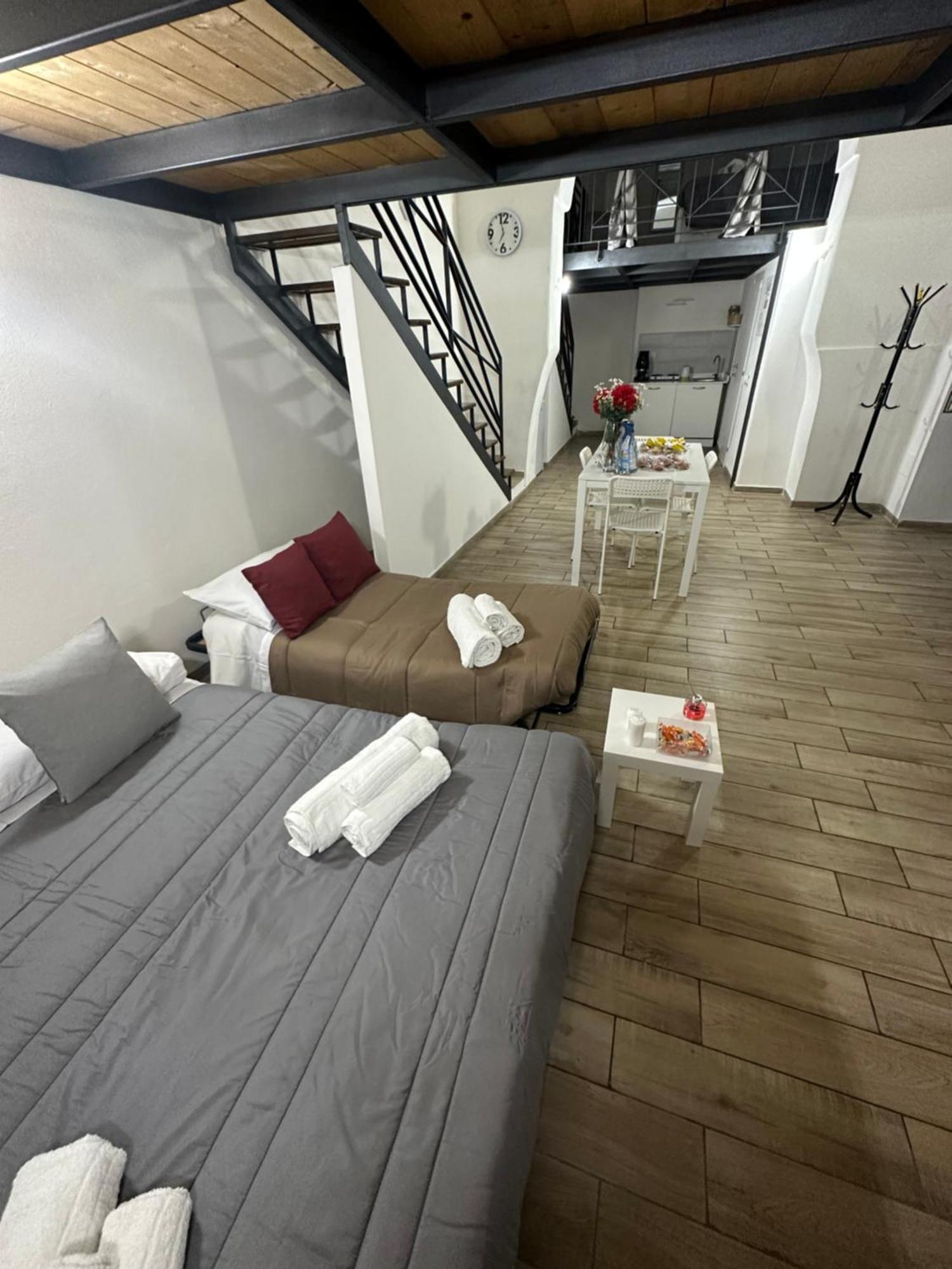 Apartamento Aurora House Nápoles Exterior foto